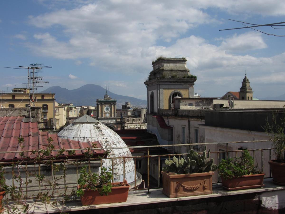 Appartement Il Cielo Di Dante à Naples Chambre photo